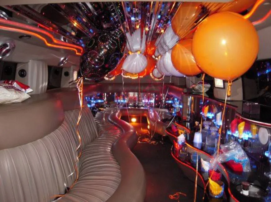 Book Our Birthday Limousine Service in Atlanta