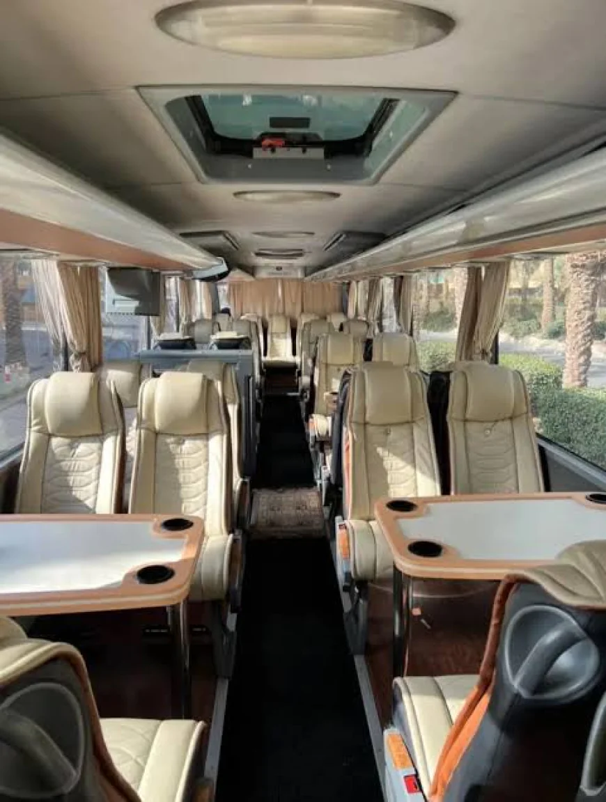 How to Choose the Right Coach for Group Travel in Saudi Arabia