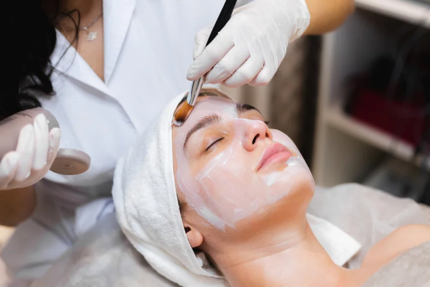 How Does Facial Treatment Help Improve Skin Appearance?