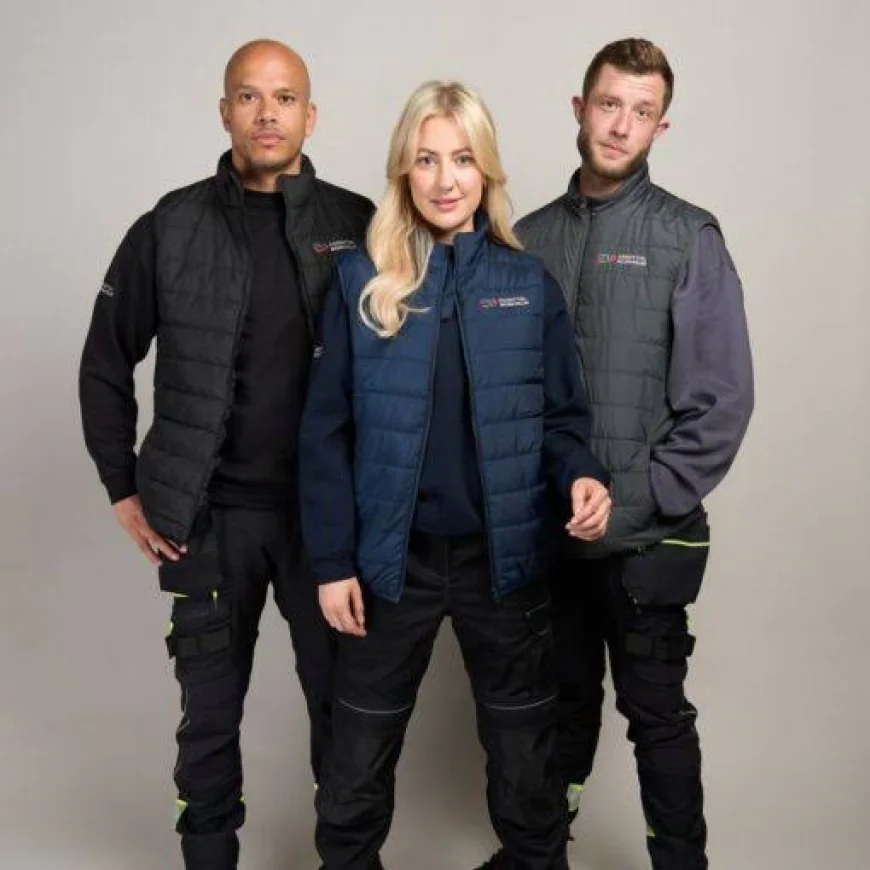 Winter Workwear Essentials: When to Choose Fleeces, Gilets and Bodywarmers?