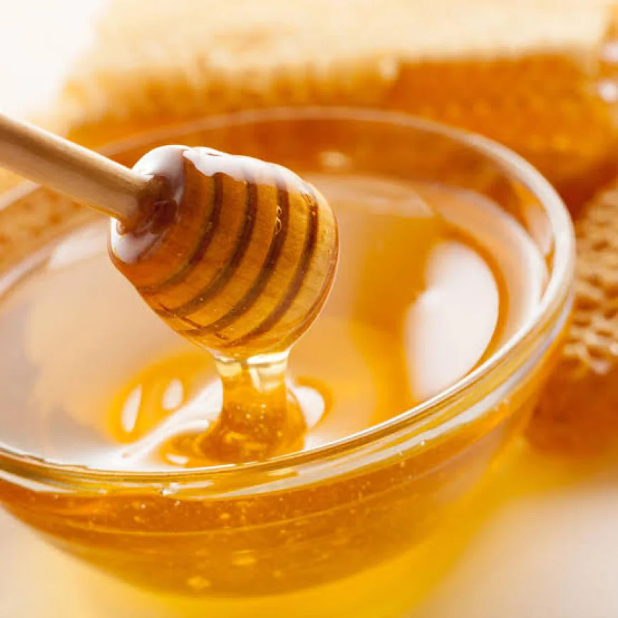 Raw Honey for Sore Throats: Benefits and Best Uses