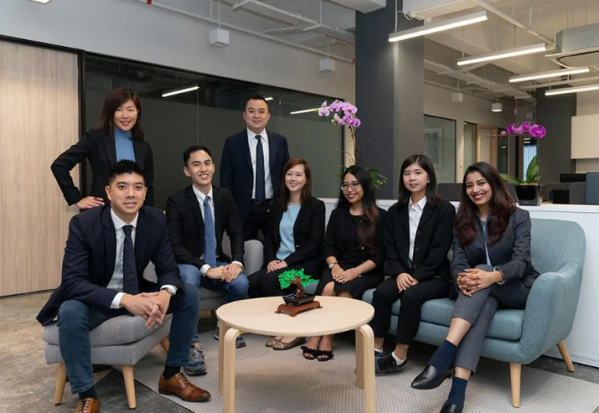 Corporate Portraits Photography: Building a Professional Business Image in Singapore
