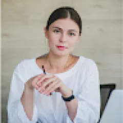Emily James-2